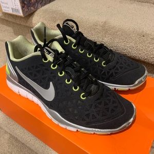Nike Free TR Fit Cross Trainer shoe size 7